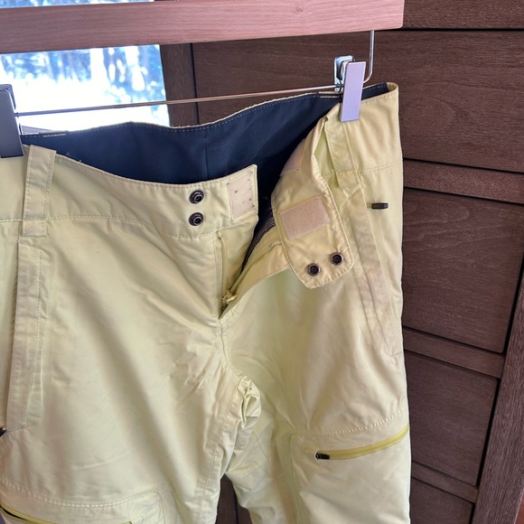 Columbia Omni-Heat Insulated Snow Pants - Picture 11 of 11